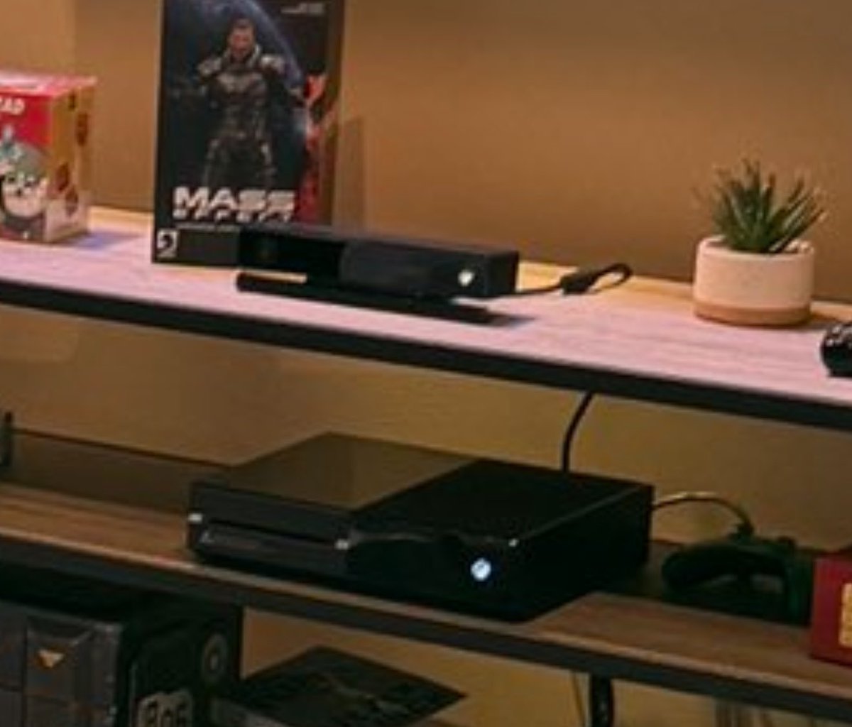 Cade_Onder's tweet photo. nice of them to include the thing that nearly killed them lmfao https://t.co/bTOPdesVdj