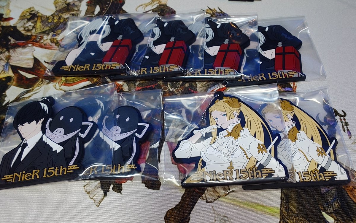 KonFL5's tweet photo. オンラインの一番くじ20連してみて届いて開封したらコレ
A賞取れたけどさ、他のラインナップはドイヒー（笑） https://t.co/xhfNIoLr8D