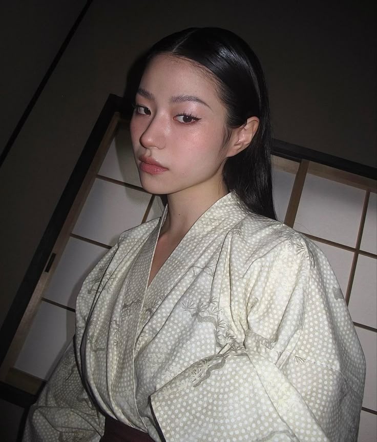 jujutsunirp's tweet photo. ᅟᅟᅟ𝓯𝗂𝖼𝗁𝖺 𝗼𝗻 

                 ꩜   iori utahime      ╱      @doceardor

𝗂𝖽𝖺𝖽𝖾 : 25
𝗉𝗋𝗈𝗇𝗈𝗆𝖾 : ela-dela
𝗌𝖾𝗑𝗎𝖺𝗅𝗂𝖽𝖺𝖽𝖾 : bissexual
𝖼𝗎𝗋𝗌𝗈 : dança, mestrado
𝖿𝗋𝖺𝗍𝖾𝗋𝗇𝗂𝖽𝖺𝖽𝖾 : maldições https://t.co/KTbldUAhQI