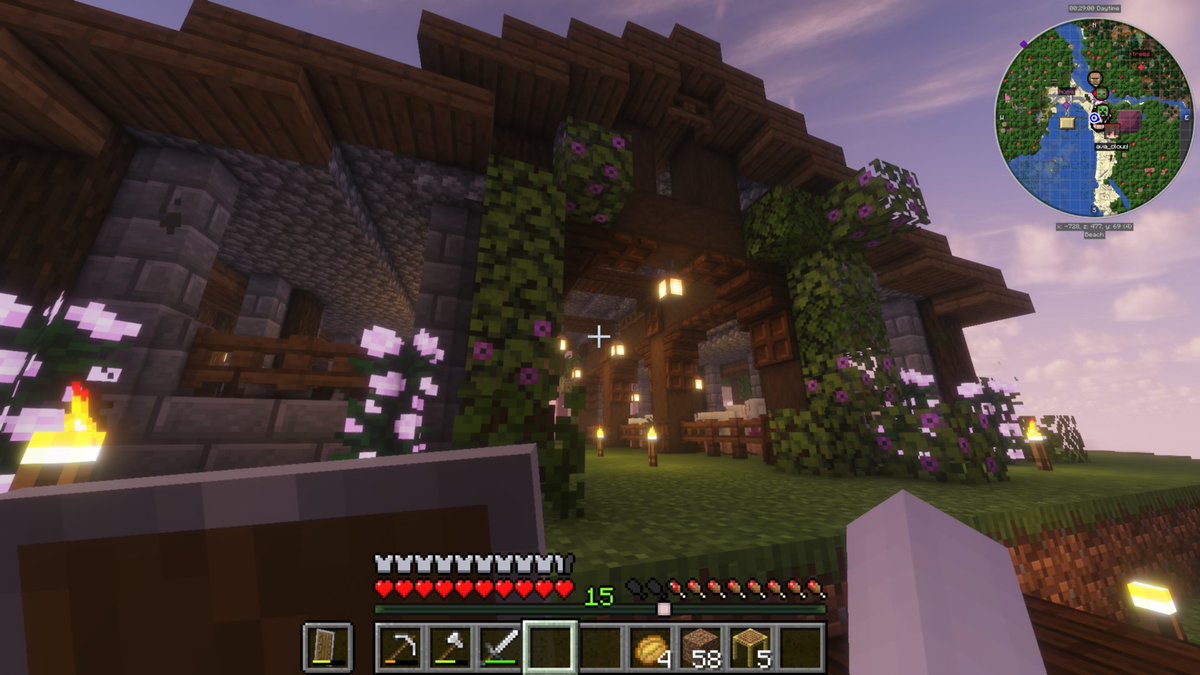 zeeritooo's tweet photo. im minecraft rookie but look at my first builds 🤓 https://t.co/6nnwAJp4Dx