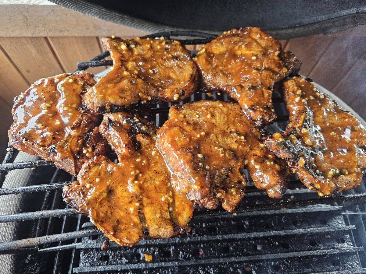 PacknBrew's tweet photo. @HowToBBQRight 's Jerk Chomps, always come through!! #bbq https://t.co/wB4vFaOr65