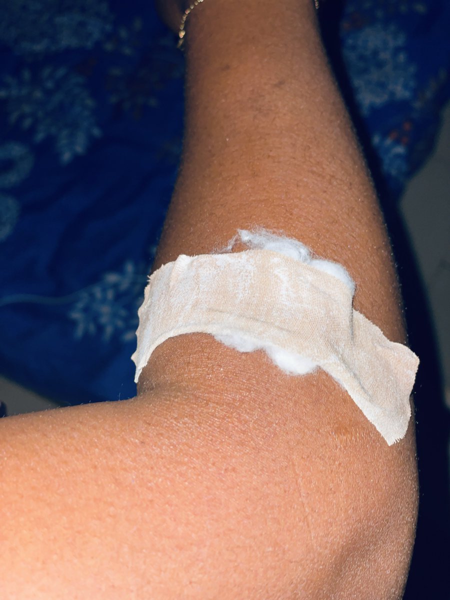 OneModupe's tweet photo. Thank God for my life this night😭😭
I narrowly escaped what could have led to something else💔💔😩😩
I am just very lucky🙏 https://t.co/Lpi7UCVnWE