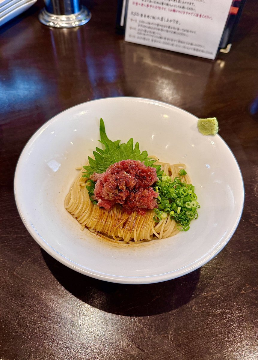 kainramen's tweet photo. まるはち屋

今が旬!!生本鮪そば(かけ)
~境港産生本鮪~
境港産生本鮪中落ちの和え玉
境港産生本マグロ中落ちめしミニ

また今年もこれが食べられるとは😆
冷凍されない絶品生本鮪づくし☺️
めちゃめちゃ美味しかった✨️
ご馳走様でした🙏 https://t.co/7PtCmPoyNk