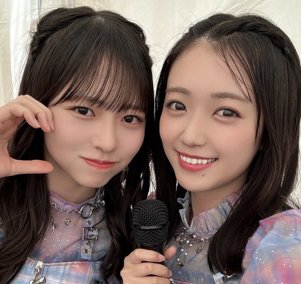 KKR_OHSM6's tweet photo. ひらほーブログ着弾❣️
デコ出し&amp;プク顔ほーめっちゃかわええ😍
源平合戦の髪の長さ逆転は確かにエモエモや🥰
そしてミーグリありがとね😘💓
#hirahoblog
#平尾帆夏
#正源司陽子
#日向坂46 https://t.co/QiNkThwnQX