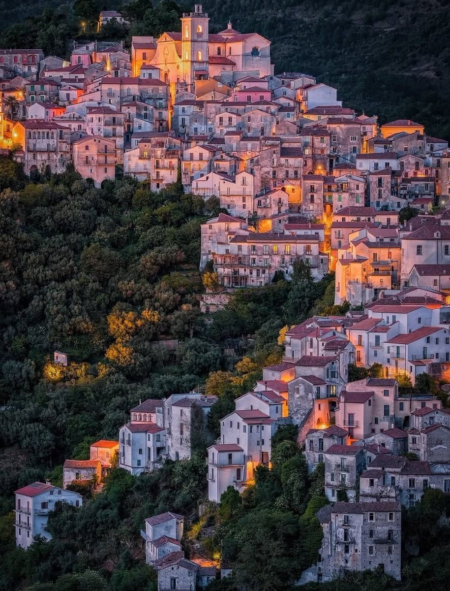 archi_tradition's tweet photo. Rivello, Italy 🇮🇹 https://t.co/6vIwBbvpLX