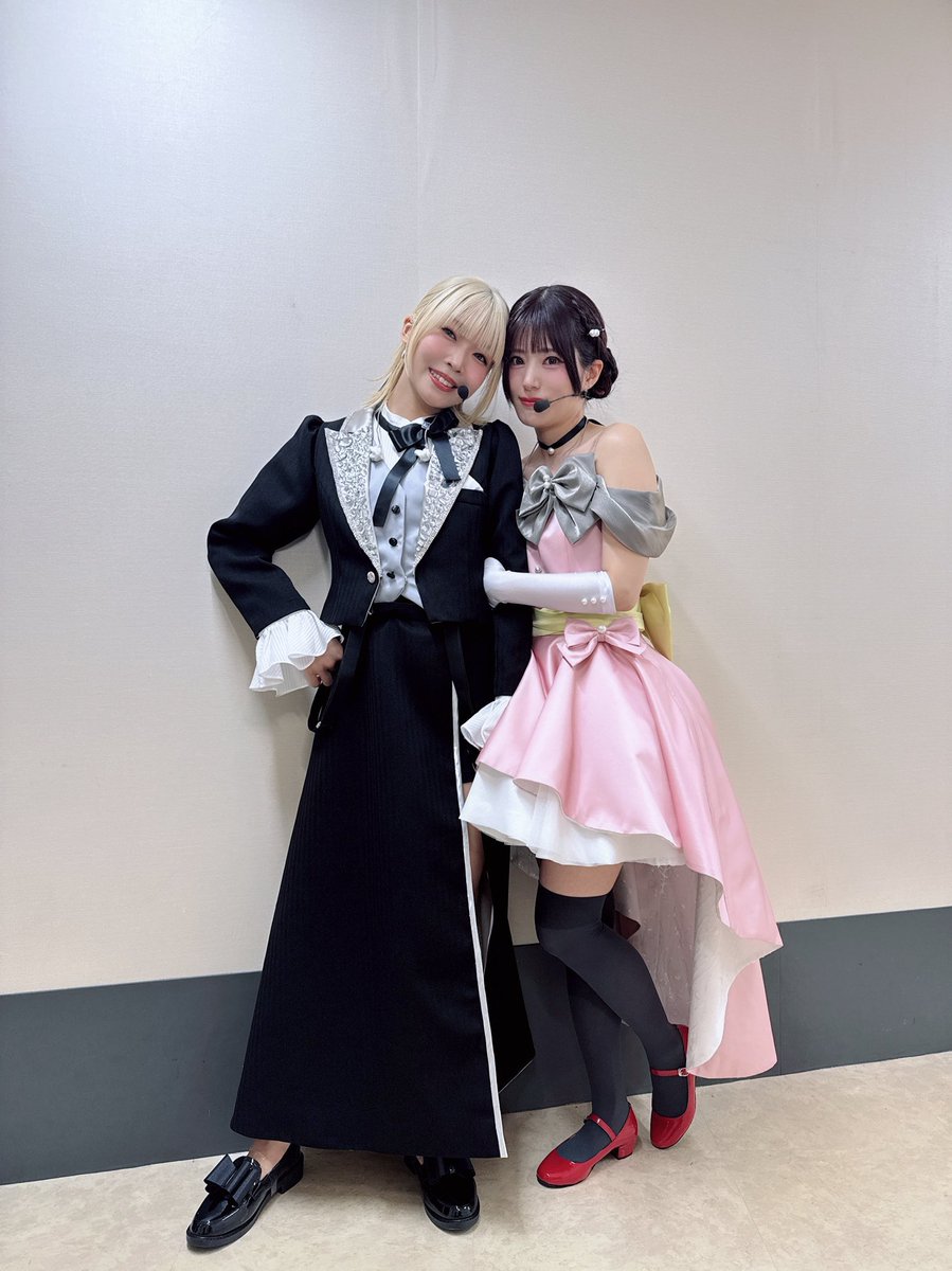 omoiyohitotsu's tweet photo. CONGRATS ON YOUR MARRIAGE? https://t.co/HGZmIDTKWO