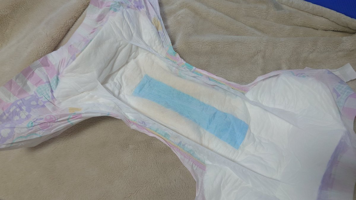 _HarKun_'s tweet photo. おはよ〜
早めに起きて色々準備しようと思ったのに…３度寝した…、、笑
いっぱいしてるけどおねしょじゃなくて二度寝するときに…> < https://t.co/imkGMoxD3I