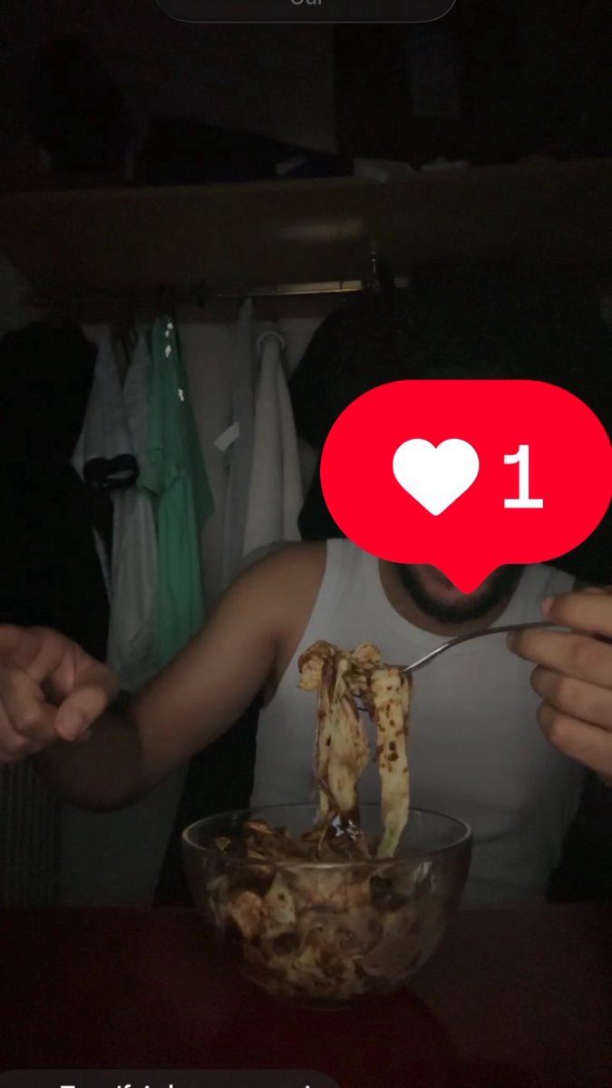 pasDansLdel's tweet photo. Nouvelle génération d’homme poire wallah hein 😂😂😂😂😂😂 https://t.co/ZKymsET0M4