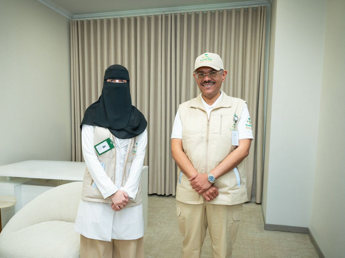 dr_fa6mah's tweet photo. الحمد لله على توفيقه بالمشاركة في خدمة ضيوف الرحمن خلال موسم حج 1447هـ، ضمن منظومة عمل تكاملت فيها الجهود لتقديم رعاية صحية آمنة.

تجربة أعتز بها، وأشكر كل من أسهم في نجاحها، وأسأل الله أن يتقبل من الحجاج حجهم ويجزي جميع العاملين خير الجزاء.

#حج_1447 #حج_بصحة #حياكم_الله https://t.co/eeWRZjowsT