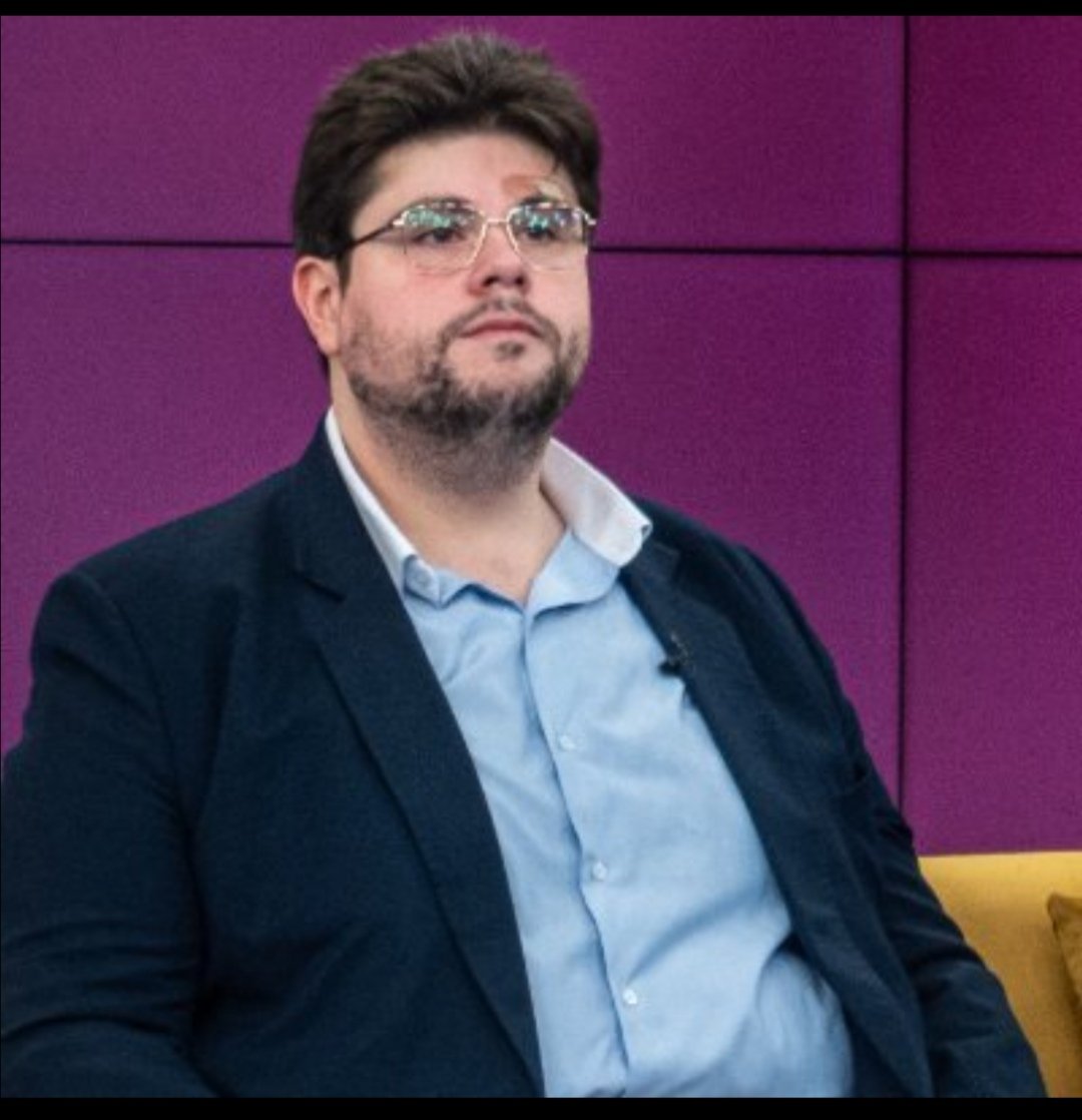 CDavidRLeon's tweet photo. @elpapuchoBv @nicolasmorasok Desbloqueame así te sigo dando paliza https://t.co/Y7lcGqWAvQ