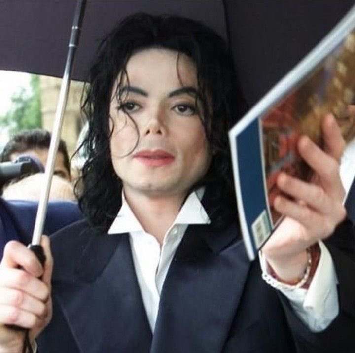 mjsaegyo's tweet photo. what a man https://t.co/5IbPR3gfuN