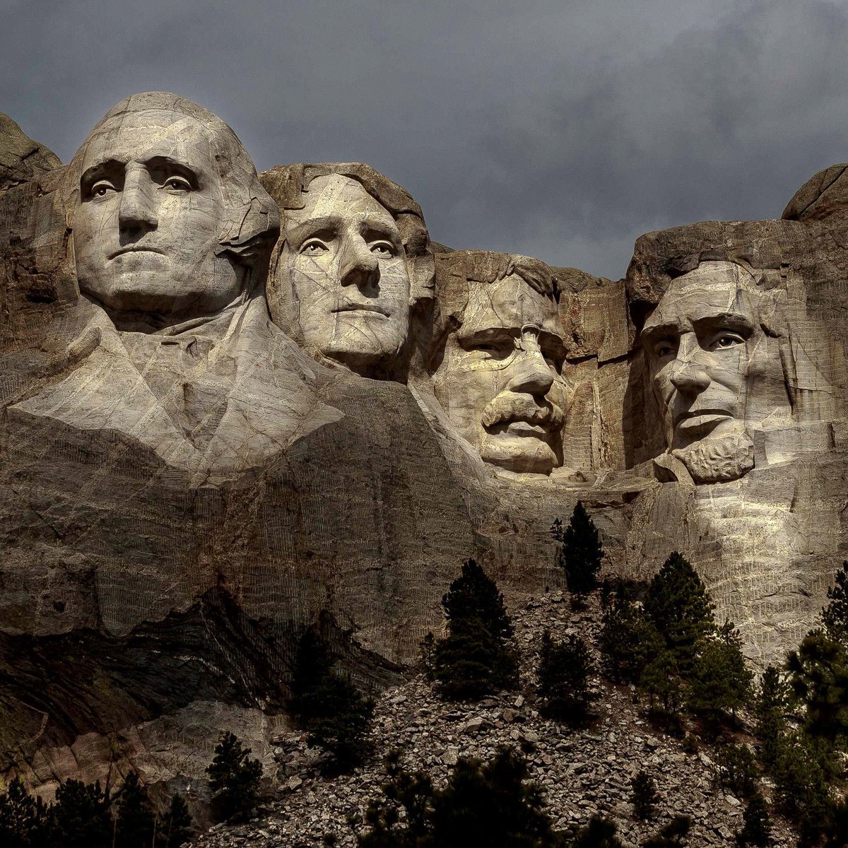 6ixbuzztv's tweet photo. Who’s on your Canadian athlete Mount Rushmore? 🇨🇦👀 https://t.co/qQVJfEZBJy