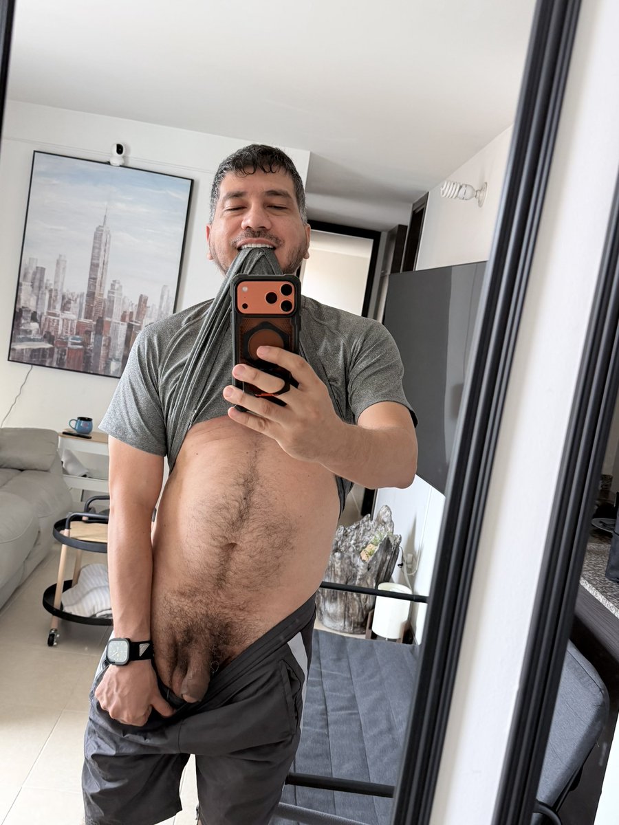 ingeniero699's tweet photo. Si quieres unirte al mejor canal GRATIS de telegram de pajeros el link está en mi bio.

Te espero para interactuar y hacer comunidad pajera https://t.co/ftEGswp5Y4