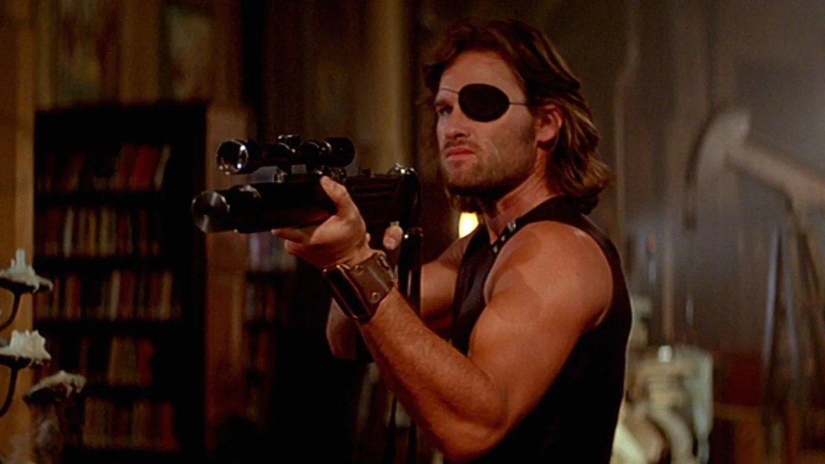 nerdist's tweet photo. Zack Snyder will direct the upcoming Escape from New York remake https://t.co/xEh2TVdWJw https://t.co/Wo4RbI1fdV