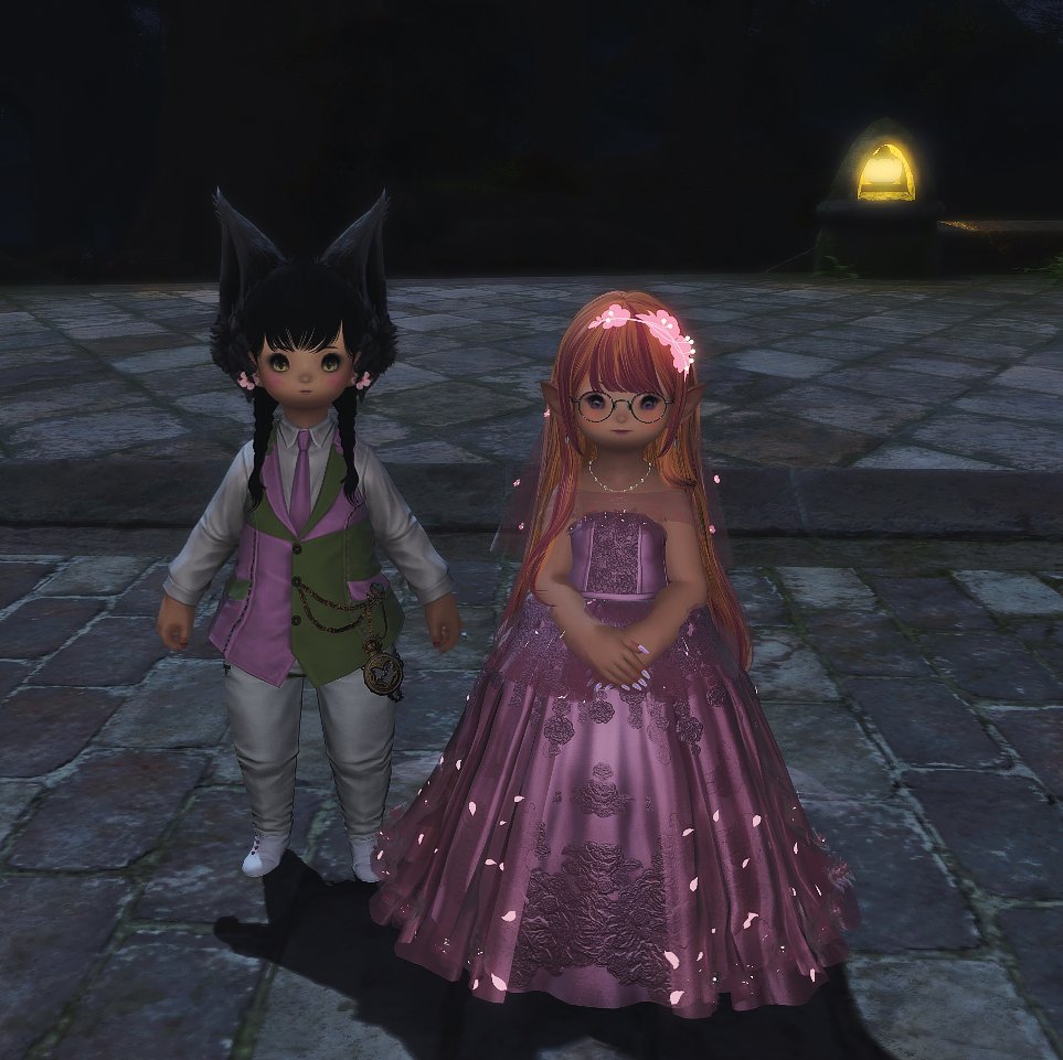 PCheechy's tweet photo. @OG_MapleSugar and I got married in game~!

Thank you to everyone that came
(sorry for the repost the one one couldn't be edited) https://t.co/hcekMcVS4H