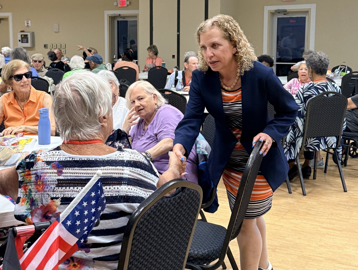 DWStweets's tweet photo. Trump has ripped healthcare from millions, attacked Social Security and raised prices on all of our bills, just to give billionaires tax breaks.

I've been on the front lines to push back, and I'm glad to know that the Wynmoor Democratic Club is with me in this fight. https://t.co/fEnag8RjaG