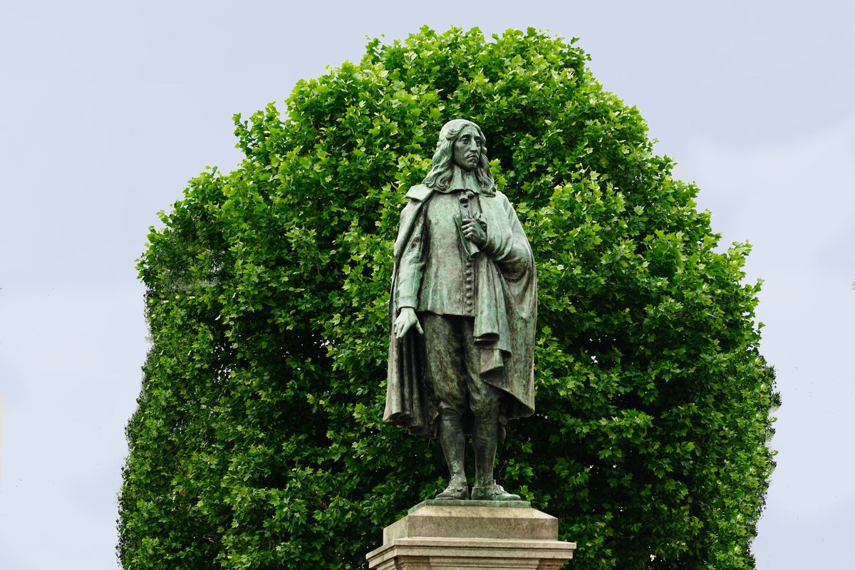 Wijnantsfo53817's tweet photo. Standbeeld Johan de Witt
Beeldhouwer Fré Jeltsema
#plaats
#denhaag
#JohandeWitt
#Fréjeltsema
#aureool https://t.co/GfEx1YssUY