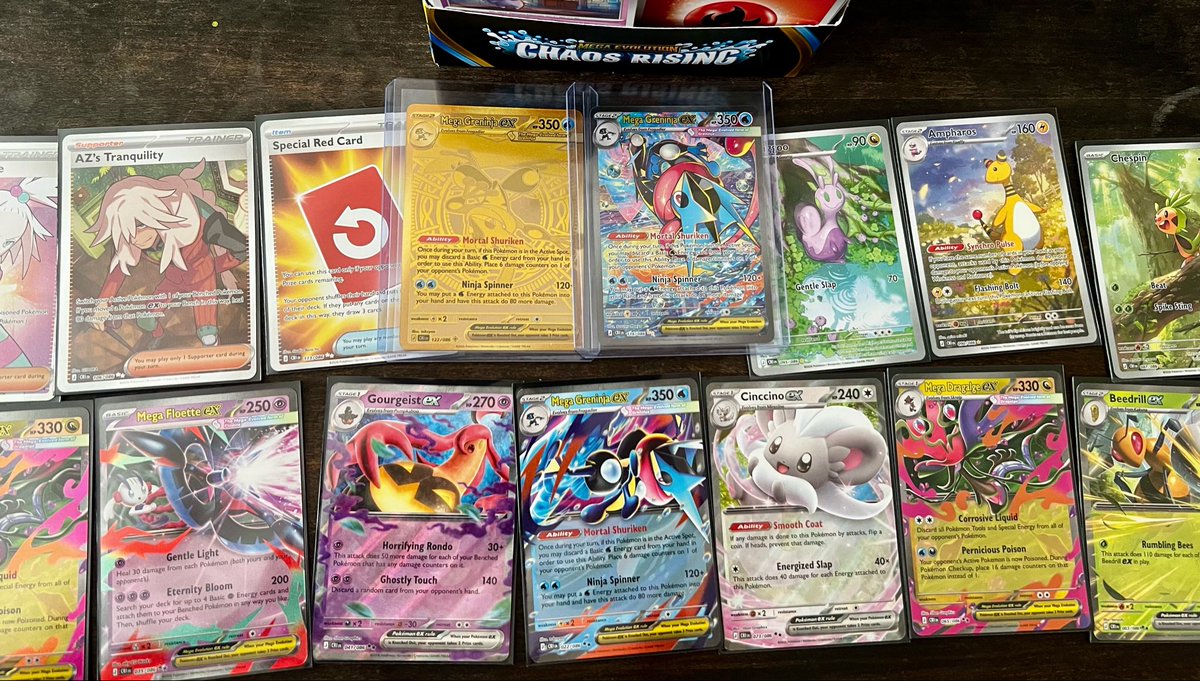 BaileyGiltner's tweet photo. Opened the most busted Chaos Rising booster box ever with the gf today https://t.co/vAB3I7eUVD