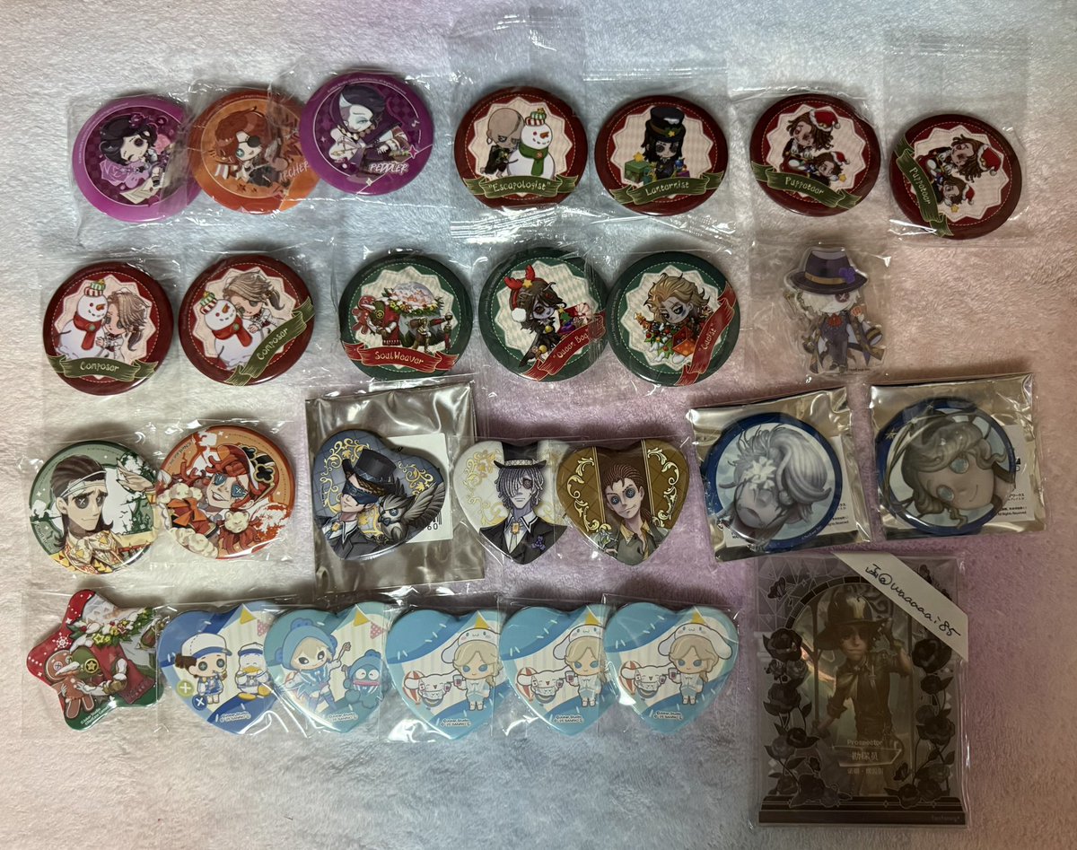 waaaaai85's tweet photo. 【交換 ※異種】第五人格 IdentityⅤ 第／五／舞／台

(譲)画像1-11 

(求)画像12の舞台グッズ
差額発生するものは差額お支払いします◎

郵送 or 大阪手渡し
画像1のチャーム墓守/囚人のみ悩み中のため他へお声がけあればそちら優先となります🙇
異種で難しいかと思いますが宜しくお願いいたします https://t.co/FNBwOpR1oK
