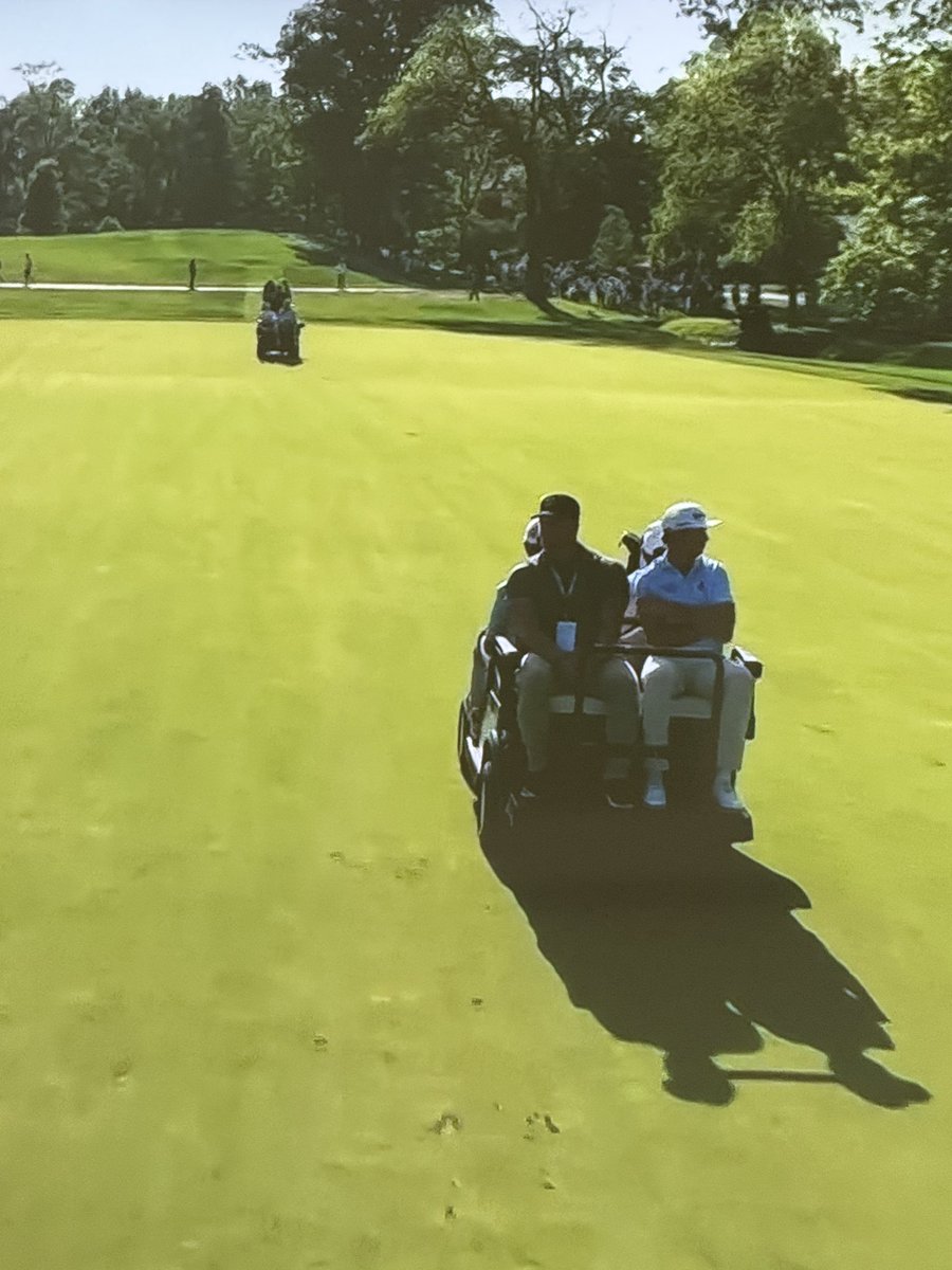 SigekiMarijuana's tweet photo. @TronCarterNLU might not even be the best pound for pound player in the cart https://t.co/yRDDuzCH3n