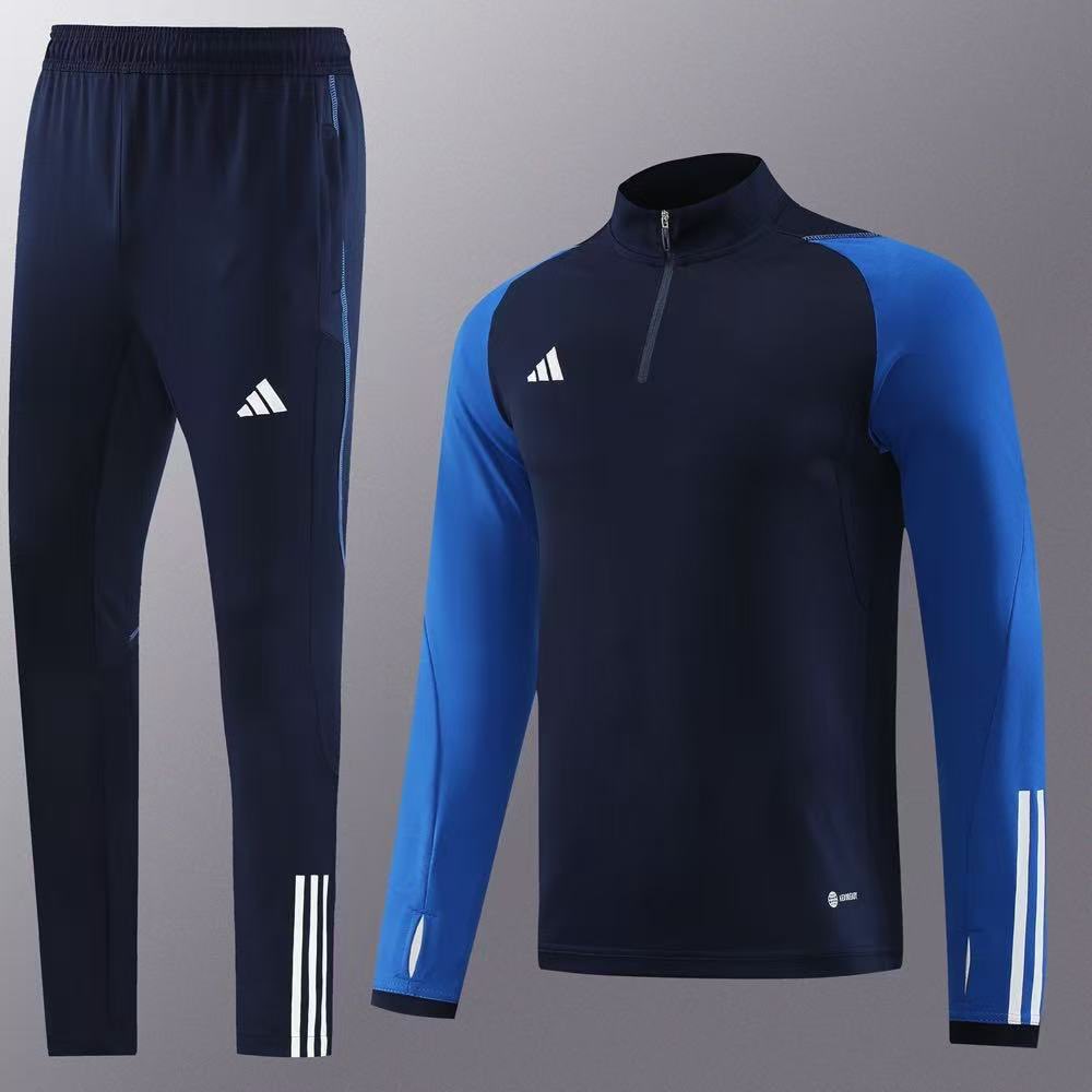 akkitss's tweet photo. Nike and adidas tracksuits 
Size M-2xl
N19,000
Please retweet https://t.co/BOS4BpoLkX