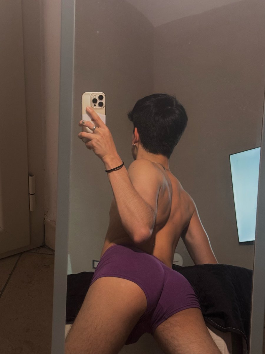 hottieve's tweet photo. switchin’ the positions for you https://t.co/uvd2eWbGot