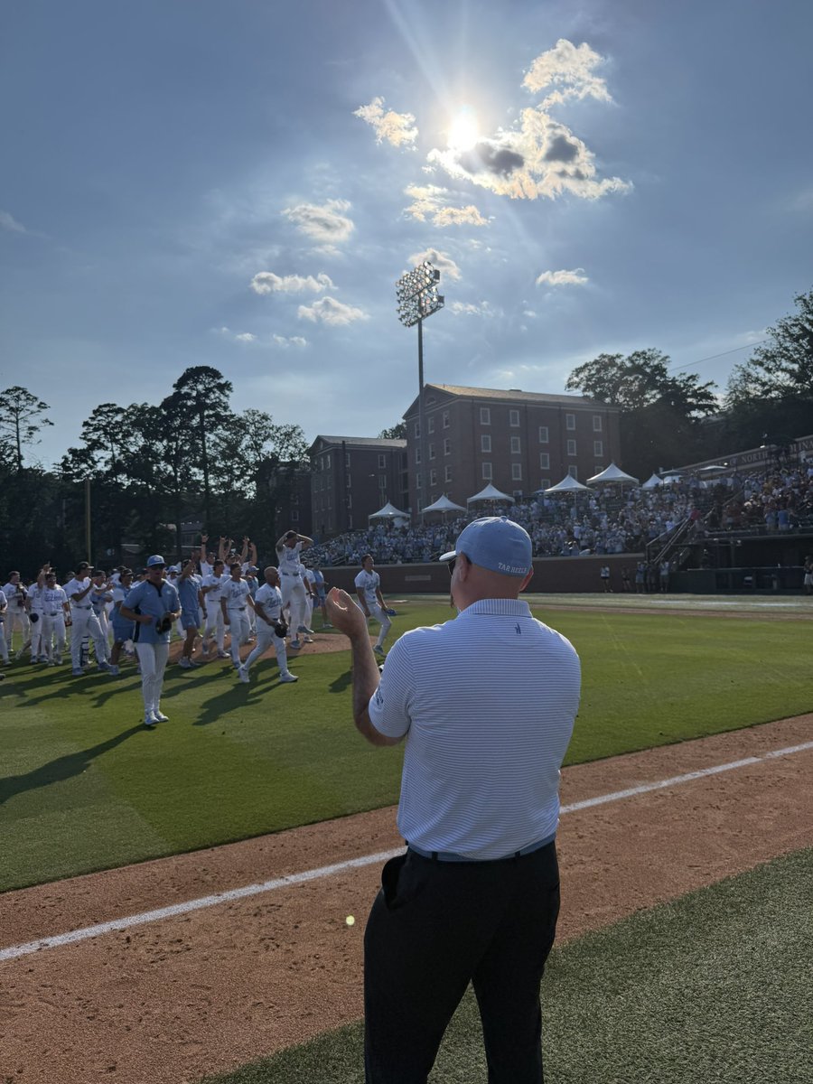 NewmarkUNC's tweet photo. Proud is an understatement! @DiamondHeels are headed back to Omaha!!! #GDTBATH https://t.co/fcusNNEEAd