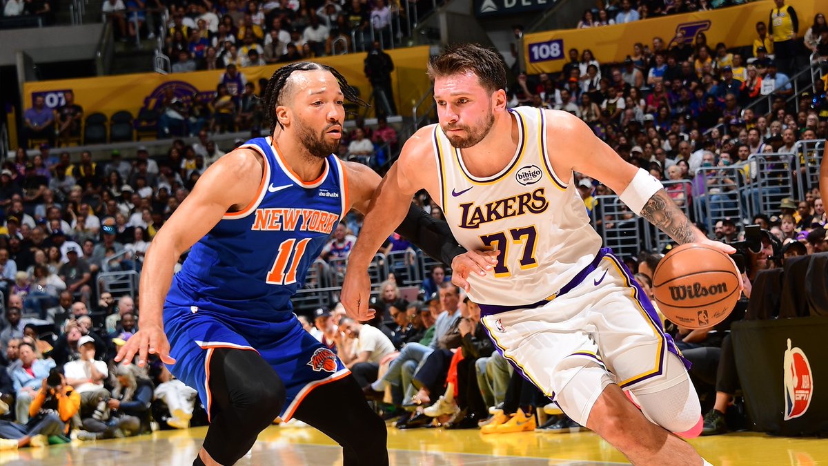 LALdesk's tweet photo. I'm sorry, but a healthy Lakers team is not losing to that Knicks in the finals https://t.co/pjRWi9Kr0W