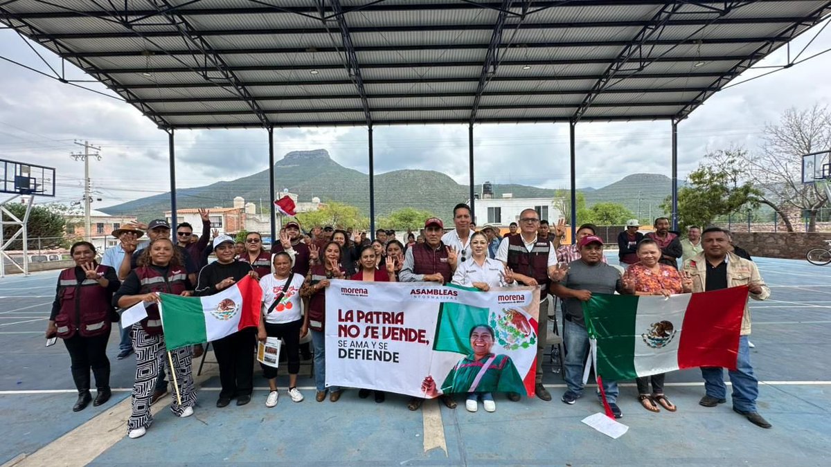 PartidoMorenaMx's tweet photo. ¡Ni un paso atrás en la defensa de nuestra patria soberana! 🇲🇽🫡

Así se organizó el pueblo en El Salvador, Zacatecas; Metlatónoc, Guerrero; Aquila, Veracruz; Cuncunul, Yucatán; Matamoros, Tamaulipas; San Felipe de Jesús, Sonora; Tuxpan, Jalisco; San Luis del Cordero, Durango, y Santa Catarina, Guanajuato.

#PorLaSoberanía