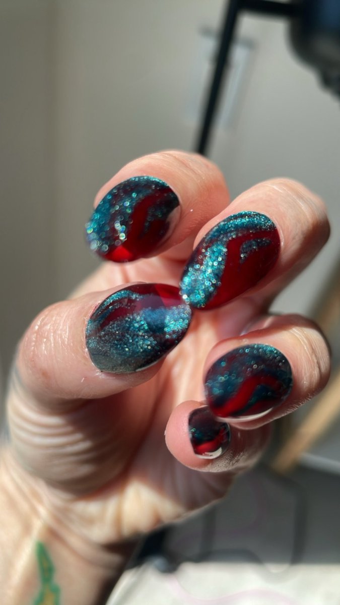 AustenMarieTV's tweet photo. New nails https://t.co/Z43skGdate
