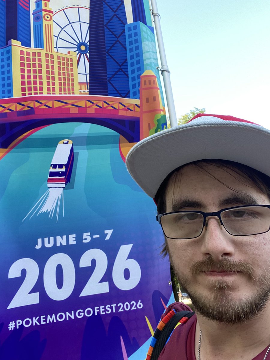 Dogcember's tweet photo. Got to experience my first in person #PokemonGoFest in Chicago! Had a lot of fun! https://t.co/9v5eMKvZJn