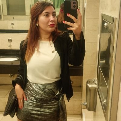 romluga's tweet photo. @fresia_gil JAJAJA https://t.co/4BSFIPIVFW