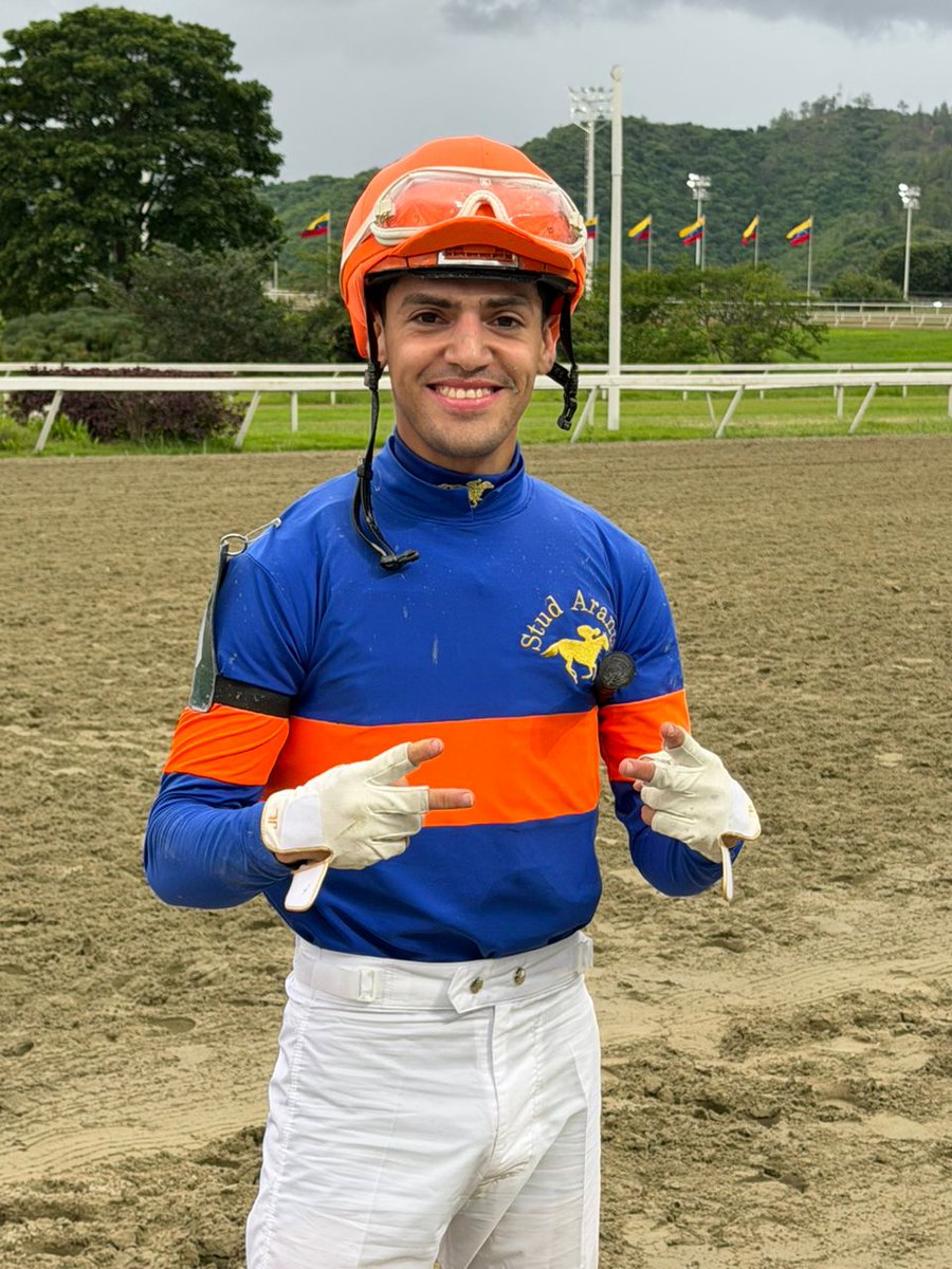 OficialINH's tweet photo. Fotos 📸| "Regal Holiday" (5), triunfó en la 4ta. válida para el 5y6 con la conducción del jinete profesional Jaime Lugo Jr. y el entrenamiento de Enrique Martínez. 

▫️ En el segundo lugar llegó "Lord Inglés" (4). 

#Hipismo https://t.co/L4bEXnt7Mz