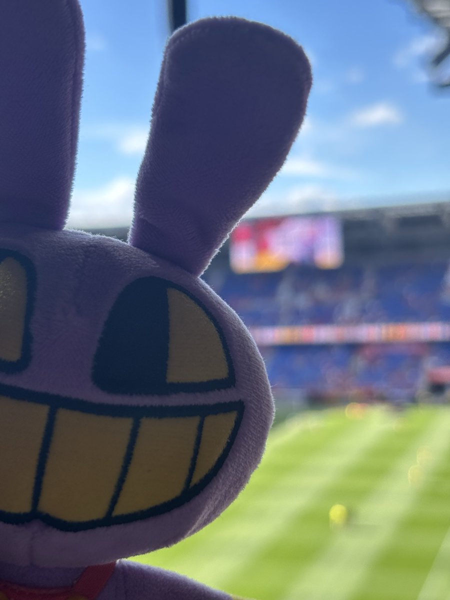 Axellikestea's tweet photo. Morocco v Norway pics (ignore the rabbit) 
#Morocco #Norway #soccer #worldcup2026 #jax https://t.co/Rwy1GgsjiS