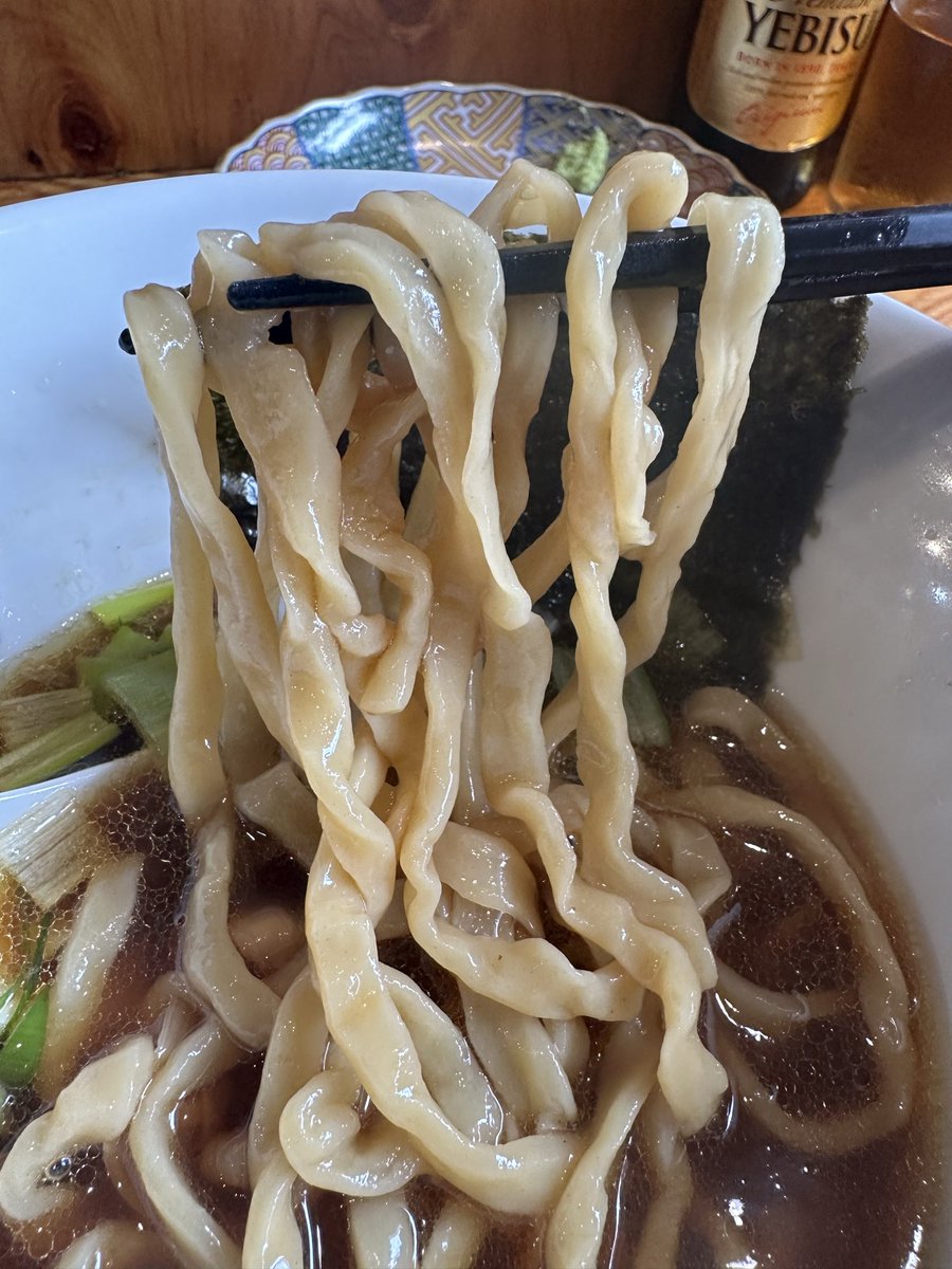 ma555crazy's tweet photo. 麺や晴心@落合

✔︎手揉み中華そば醤油
おつまみセット&amp;鴨ロース3枚&amp;エビス🍺

美味しかった🤗
おつまみセットも最高ー

ごちそうさまです🙏

#麺や晴心
 #落合 https://t.co/ujYxqCW9nH