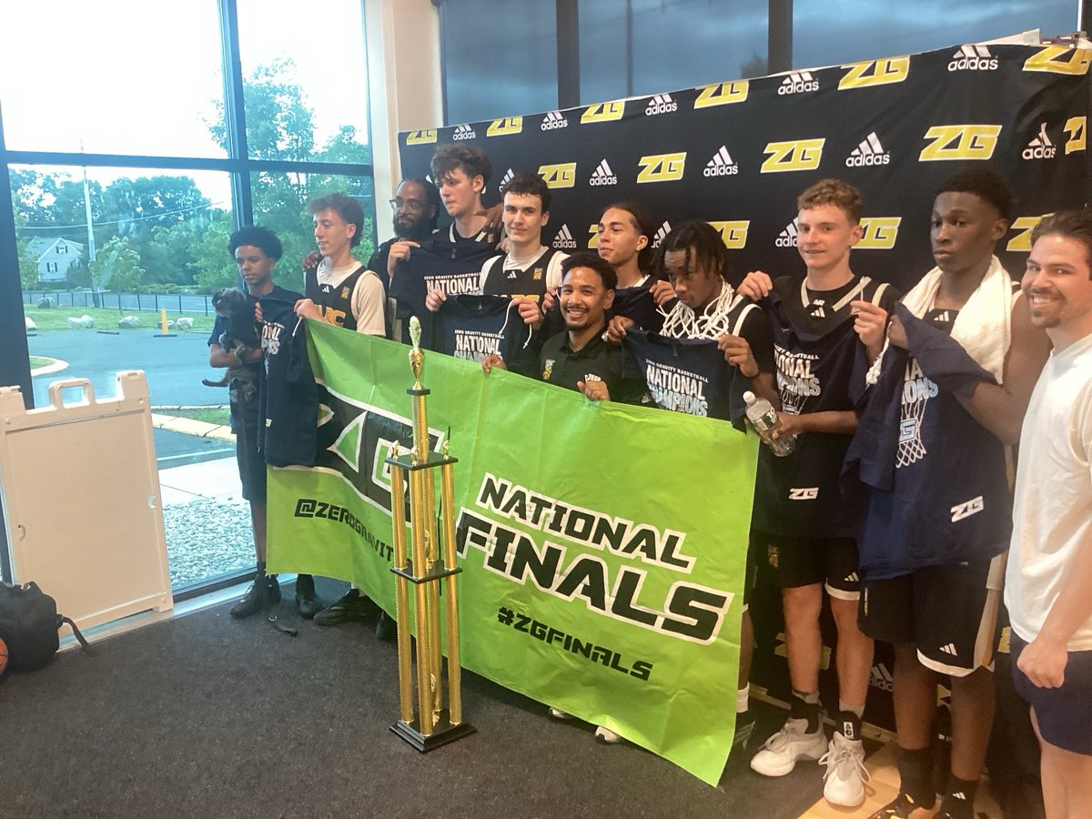 thebabc's tweet photo. One more time…Cotton in winners circle BABC’29 @3ssbcircuit @zgnewengland The Finals 15 division Nationals https://t.co/W6tH9NNJki