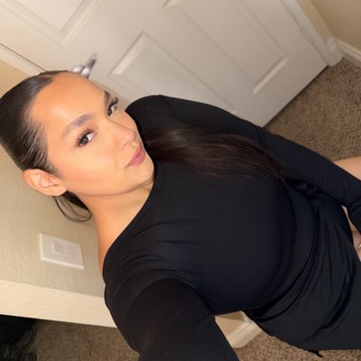 des_lovaaax's tweet photo. #NewProfilePic https://t.co/PDjcSI5oSj