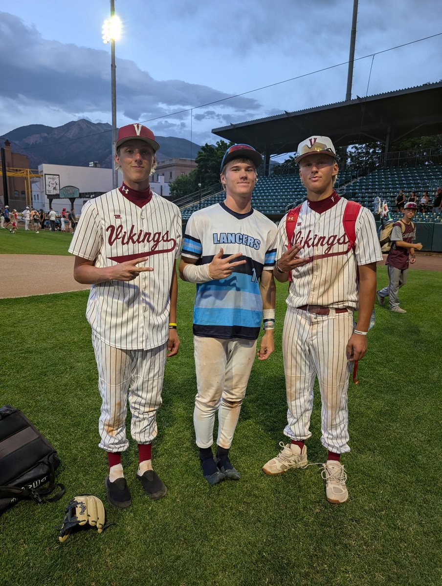 StumpCash's tweet photo. Had a great time at the Utah All Star game
Went 1-2 with a single and a walk
@PrepBaseballUT @utahscout1219 @Bluechip_Base @PB_Uncommitted @ViewmontBB #BeSeen #2027grad
#uncommitted #BaseballRecruting https://t.co/UgwcgS1o8k