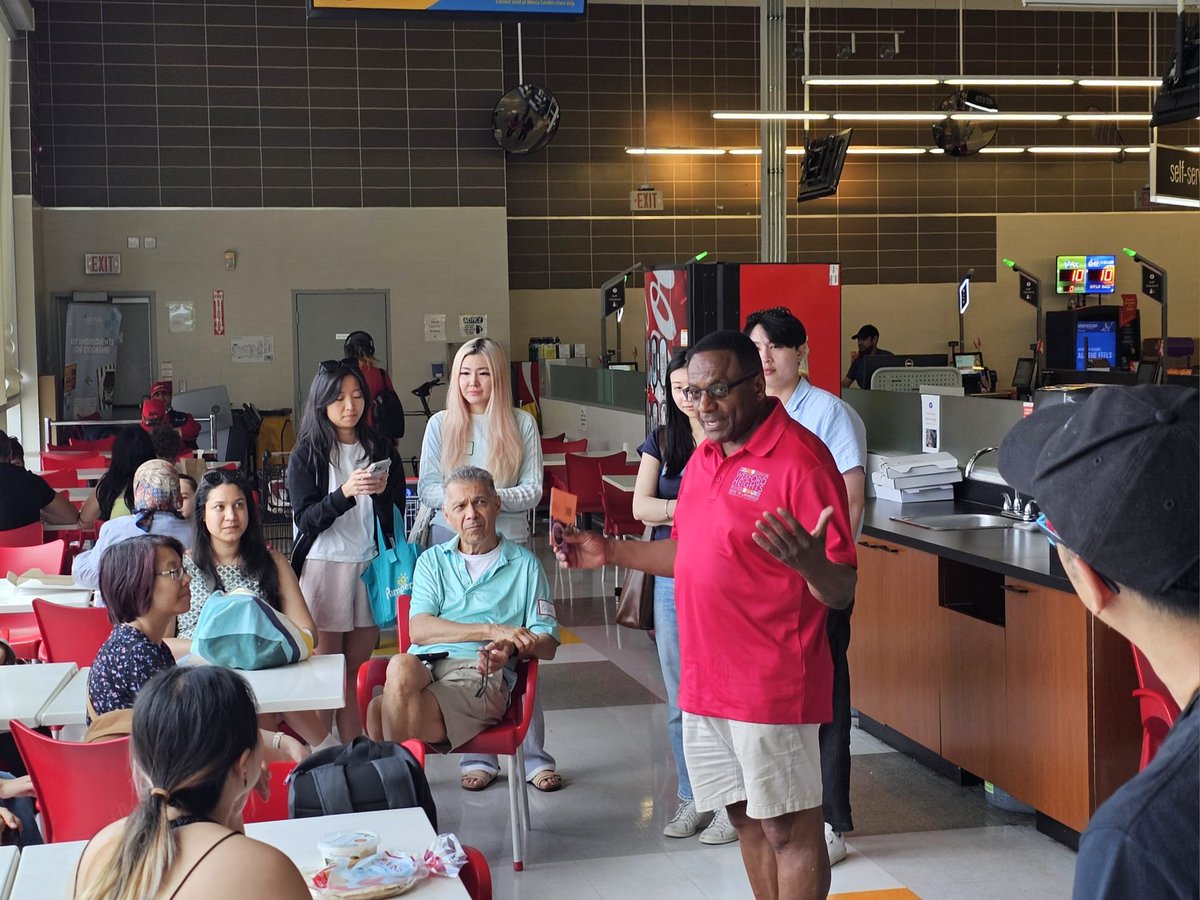 Thompson_37's tweet photo. Thank you to marketcityTO, Eat More Scarborough, and everyone who helped bring this meaningful tour to Scarborough Centre.
#PublicMarketsWeek #LoveLocal #ScarboroughCentre #GoldenMile https://t.co/xJf3mZUsWC
