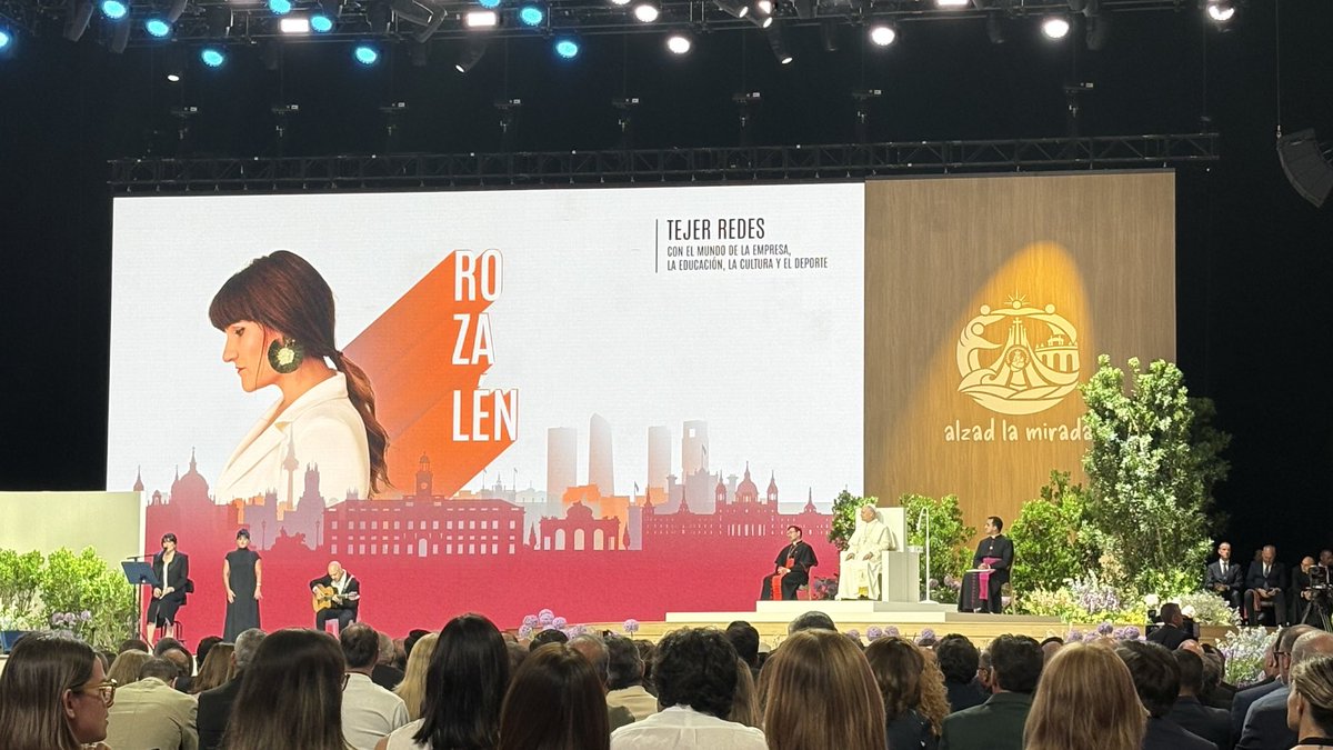 uclm_inter's tweet photo. La @uclm_es ha participado en el encuentro #TejerRedes con el @Pontifex_es Papa León XIV, junto a representantes de la cultura, educación, empresa y el deporte.
Promover la búsqueda de la verdad,
formar personas comprometidas con el bien común y construir espacios de diálogo. https://t.co/KMgKfTi1dV