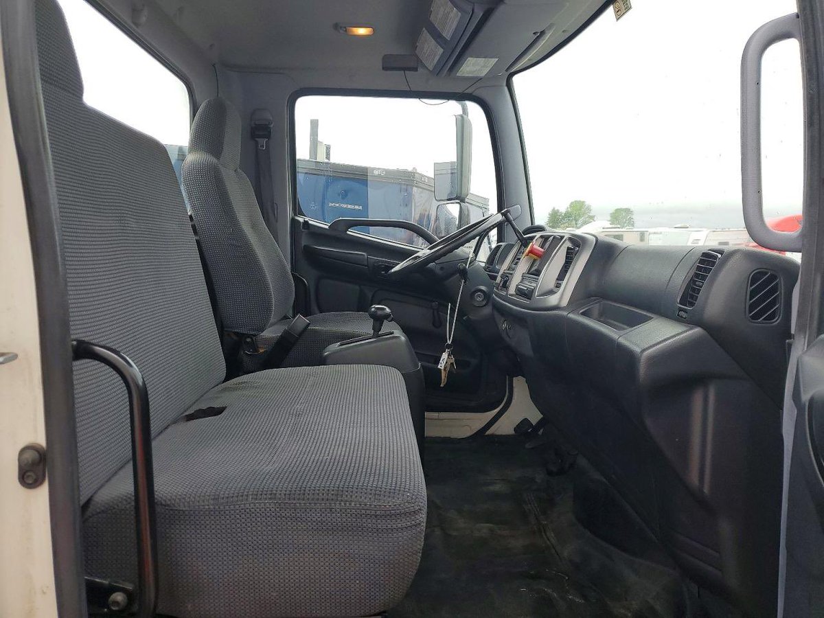 GidiOracle01's tweet photo. Midnight Snack 🍔🍹

2010 HINO HINO 338
Truck Tractor 
Mileage: 40057.0km
Engine: 7.6L 6-Cylinder DIESEL
Automatic Transmission 
ETA: 60days 
🏷️N24,000,000 Straight to your doorstep. https://t.co/QeijVzwggX
