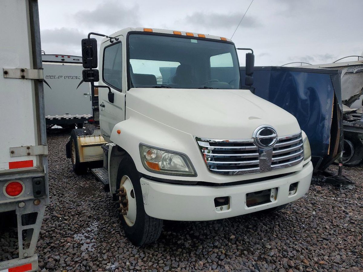 GidiOracle01's tweet photo. Midnight Snack 🍔🍹

2010 HINO HINO 338
Truck Tractor 
Mileage: 40057.0km
Engine: 7.6L 6-Cylinder DIESEL
Automatic Transmission 
ETA: 60days 
🏷️N24,000,000 Straight to your doorstep. https://t.co/QeijVzwggX