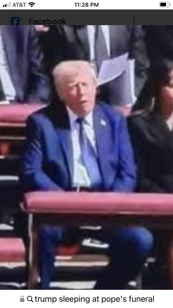 DMarker12's tweet photo. @Caligurlkim @TheLeoTerrell But…but…Biden! Lmao.
Sleepy Don is SO much worse 😴 https://t.co/zfHMaB4sTz
