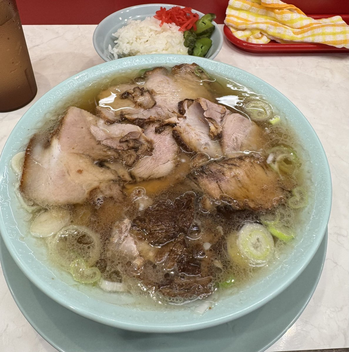 mckagan09's tweet photo. ちゃん系ラーメン食べたよ。
うまかった〜 https://t.co/Z2S8mBvQhM