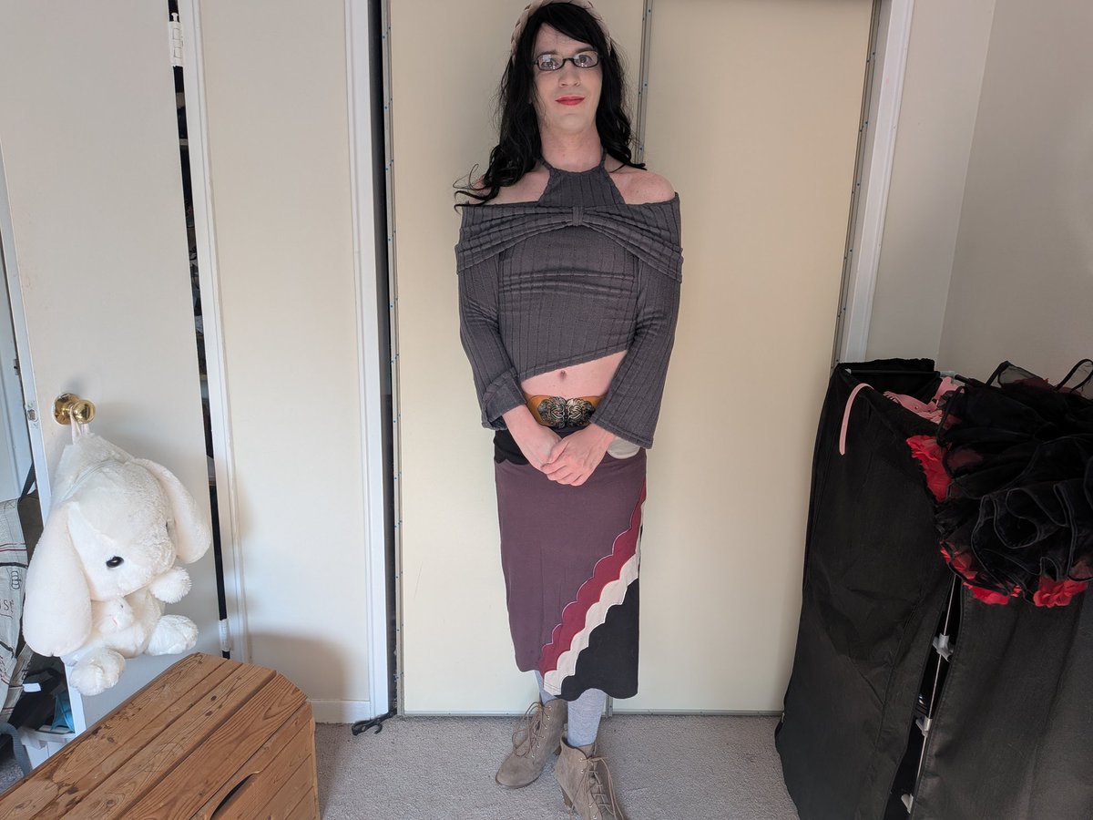 MissRiclosus's tweet photo. An outfit I bought while out and about with a friend ... During the winter it's a little out of season now #feminization #sissification #crossdressing #sissy #cd #crossdress #crossdresser #outfit #dressup #costume https://t.co/2QH5UIb7R5