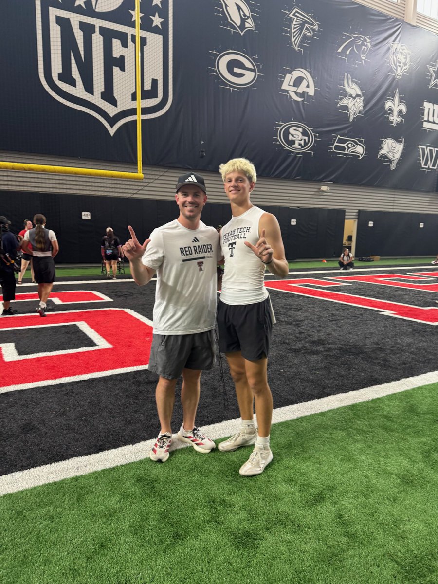 BrooksDavis09's tweet photo. I had an amazing time today at the Texas Tech football camp. Thank you to @Coach_Leftwich and @lindseyscottjr for the great coaching today. #wreckem
@JoeyMcGuireTTU @CoachLaymance @ThatsGrimm @ChrisLangfordTX https://t.co/OAbSTZN4YD