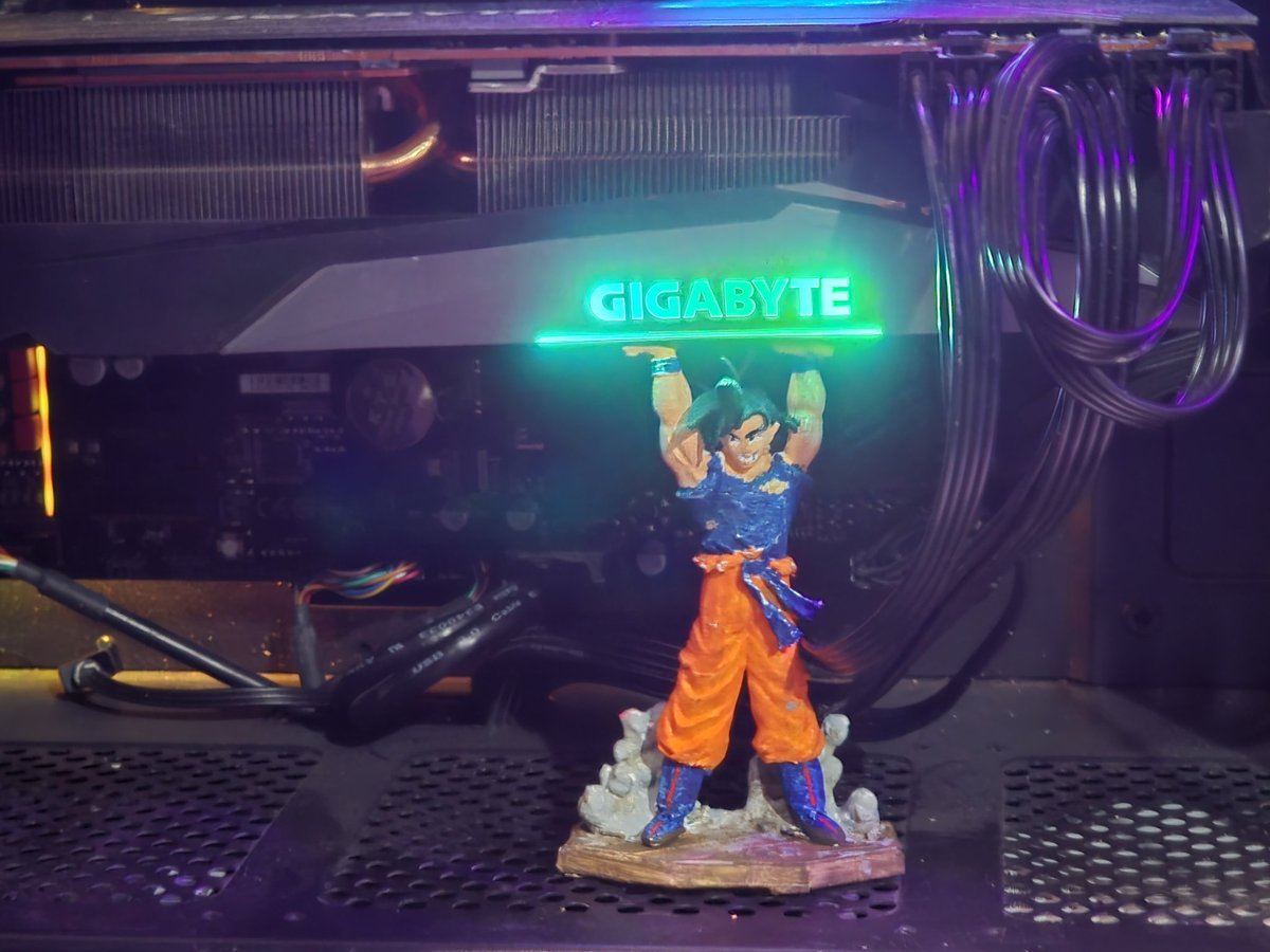 BGilbert85's tweet photo. 3d printed and painted support for my @GIGABYTEUSA GPU. https://t.co/YKoQW4vBWd