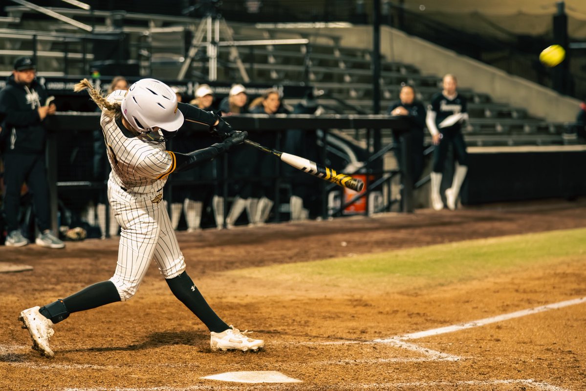 AbbieFriz2025's tweet photo. After conversations with my family, I will be entering the softball transfer portal with 4 years of eligibility pending. I’m a catcher/utility and finished two semesters with a 3.875 GPA. I am looking forward to finding a new home! @SoftballPortal https://t.co/sdFR8t0CqP