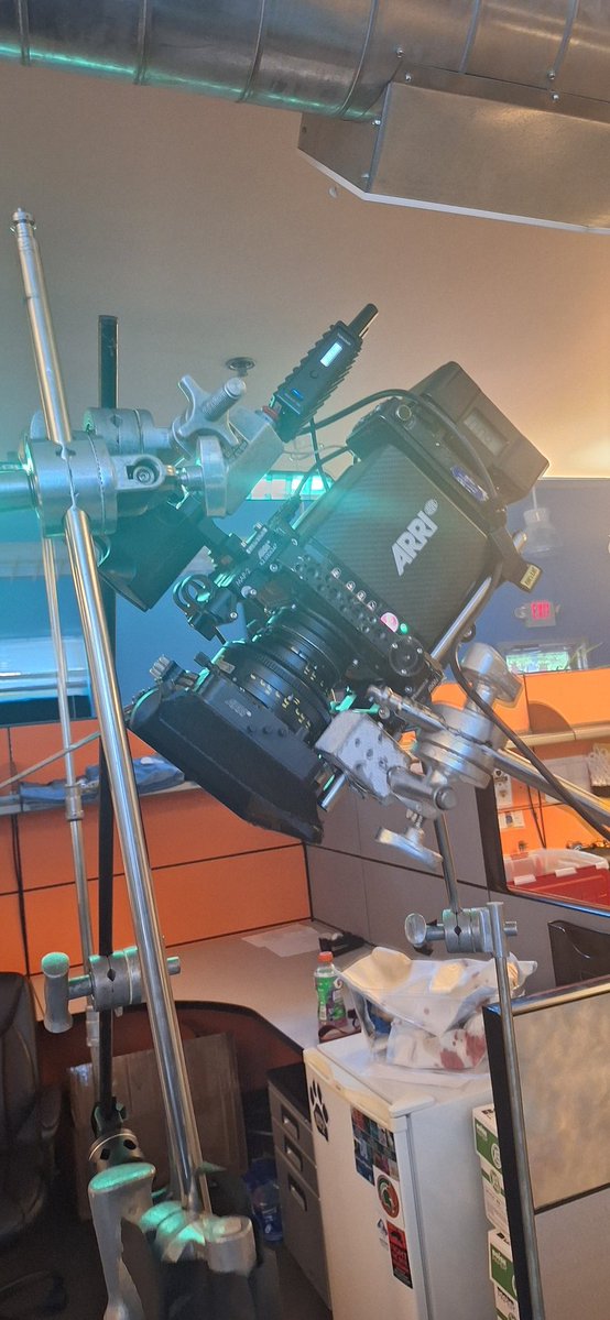 RobinHooding's tweet photo. Was a busy week but wanted to share some pictures of a film we are working on 🎬👀 ✨️ https://t.co/zazWMMAHvI