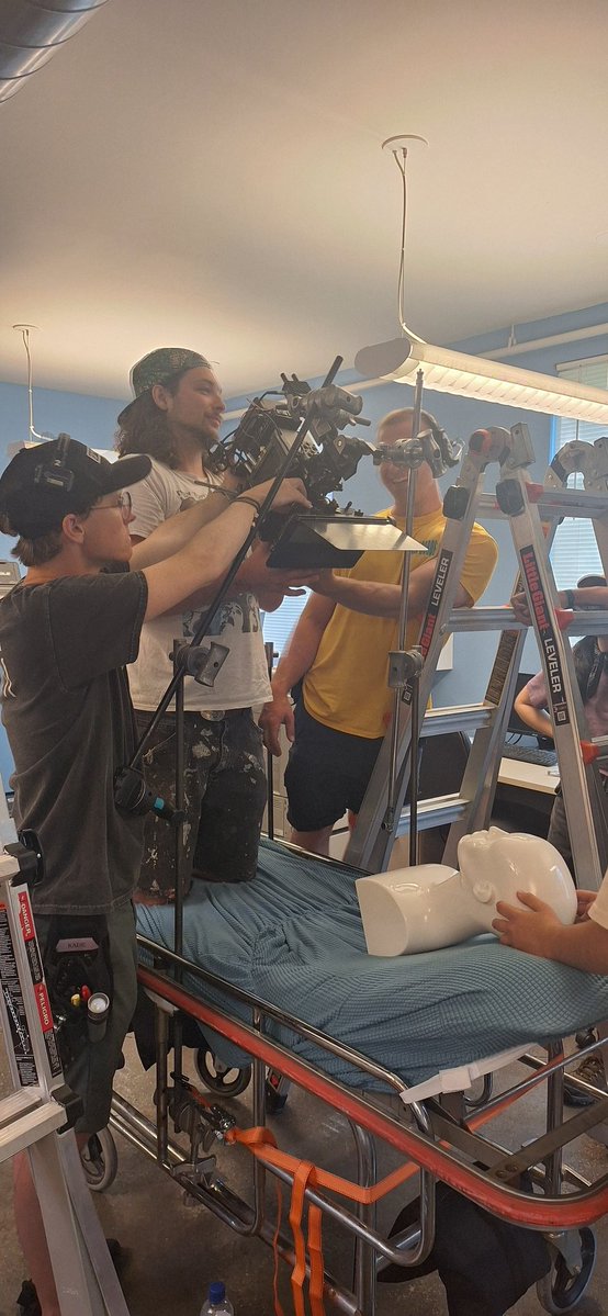 RobinHooding's tweet photo. Was a busy week but wanted to share some pictures of a film we are working on 🎬👀 ✨️ https://t.co/zazWMMAHvI
